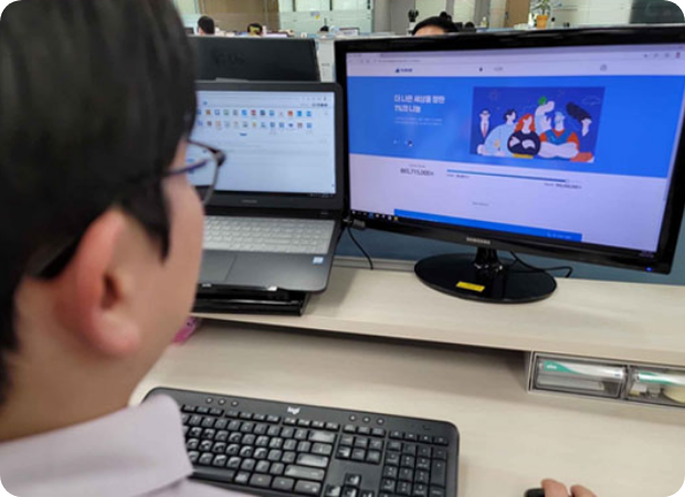 1% 마리채 큰 이미지 1 : 임직원이 직접 기부처를 추천하고 원하는 곳에 후원할 수 있는 기부자 참여형 프로그램